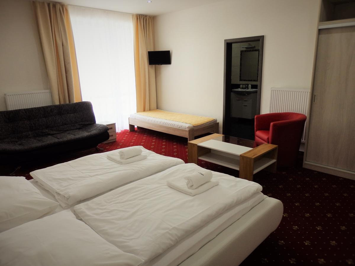 Rezidence Holšín Hotel Holsiny Exterior foto