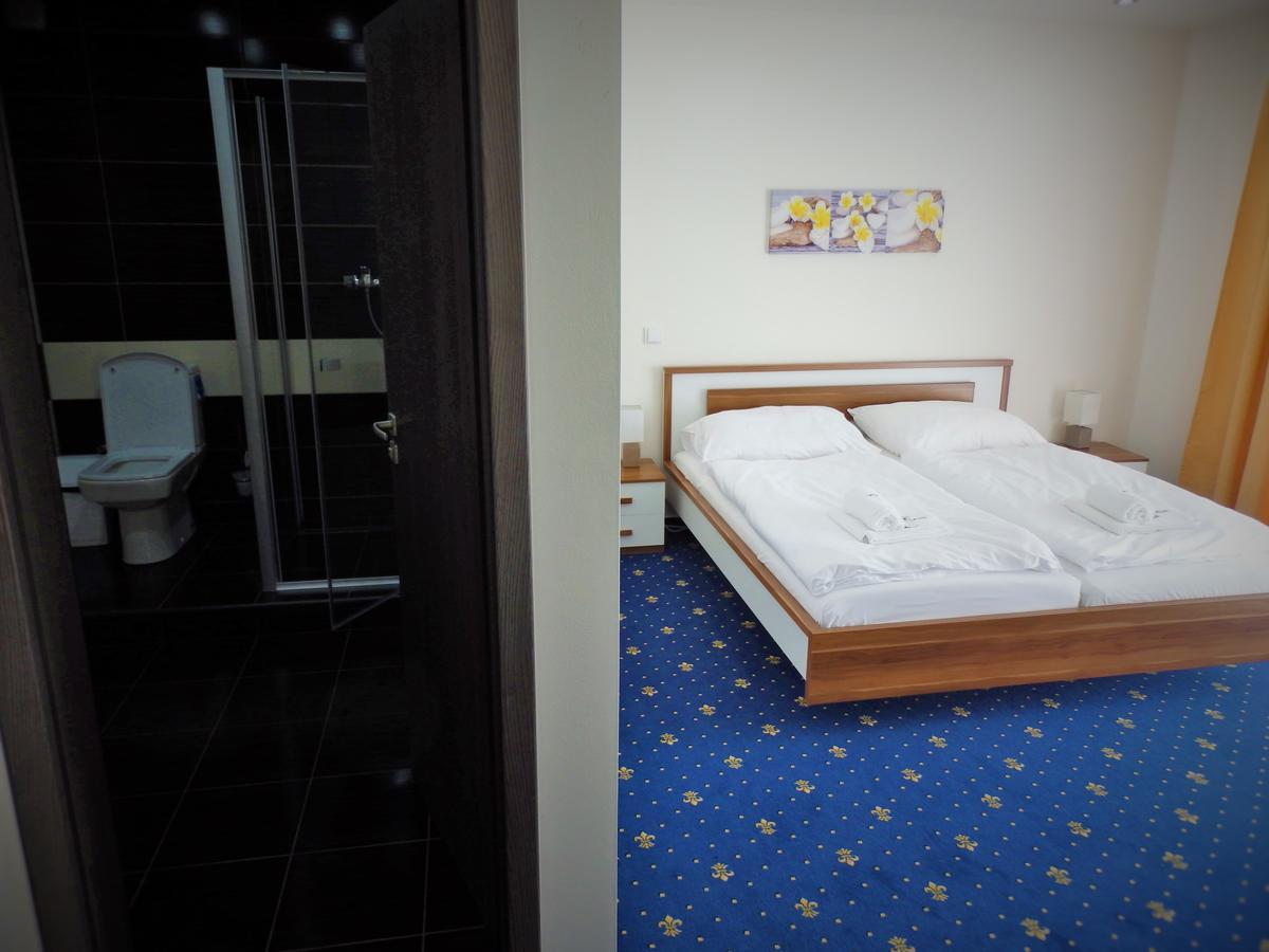 Rezidence Holšín Hotel Holsiny Exterior foto