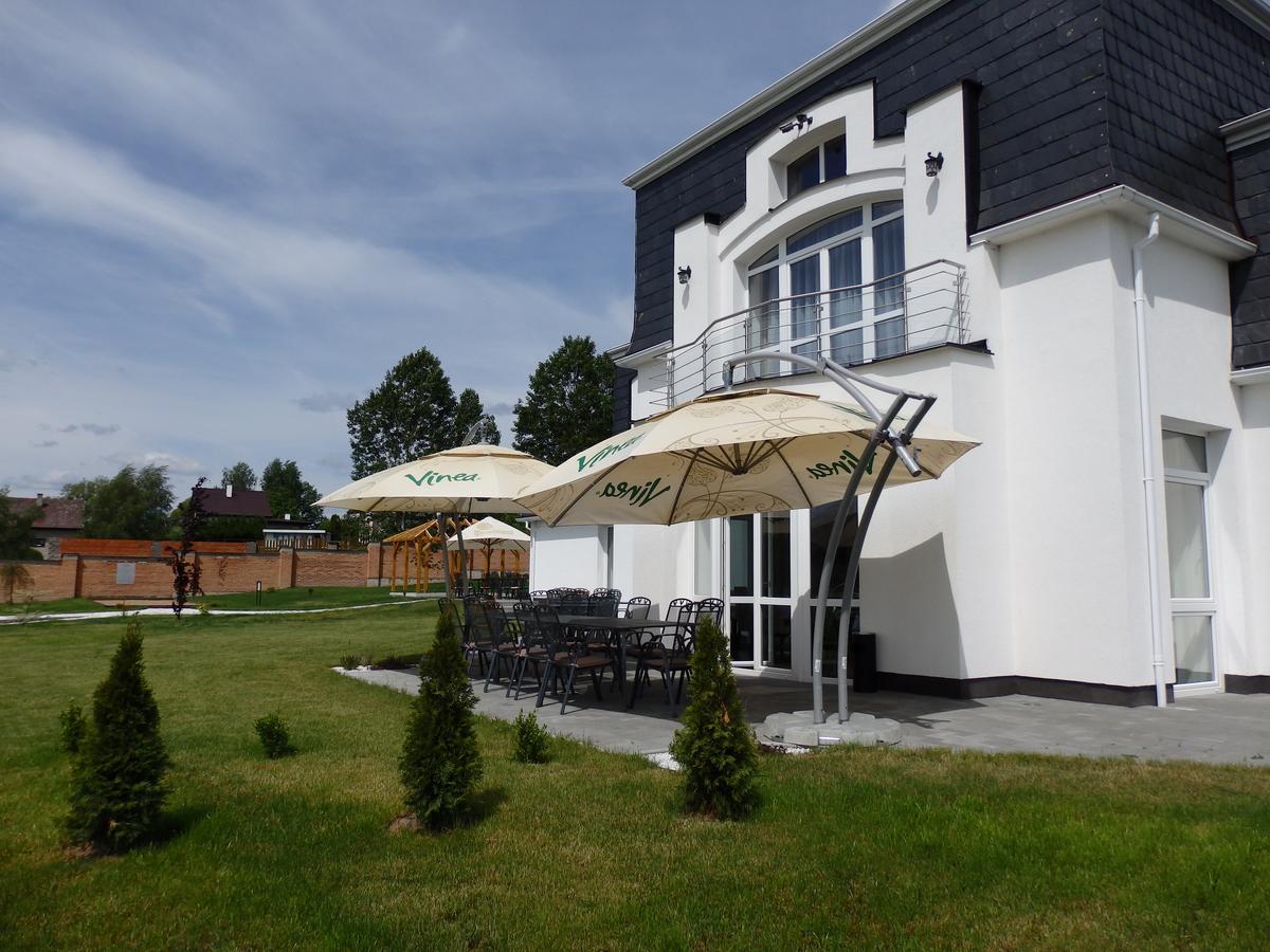 Rezidence Holšín Hotel Holsiny Exterior foto
